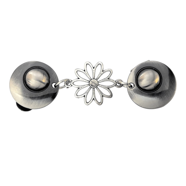 Vestsluiting Daisy zilver met zilverkleurige clips en bloemvormige tussenbedel, elegante Fashionclip voor het sluiten van vesten.